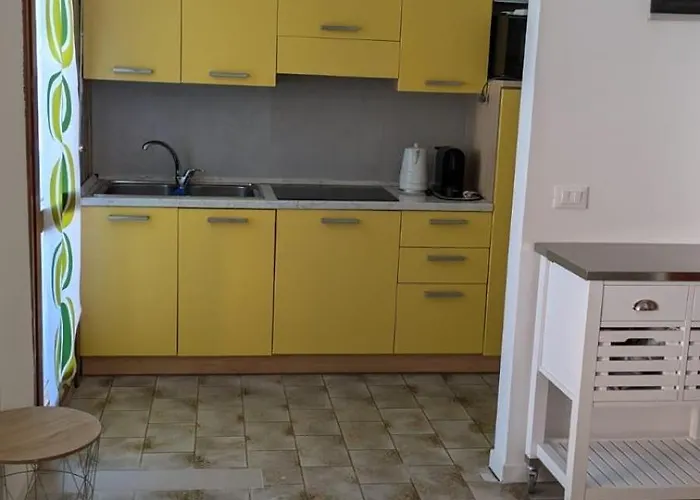 Suisse Apartment *